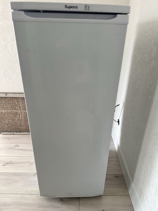Продам холодильник БИРЮСА