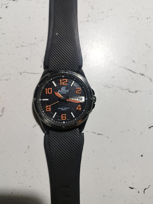 Продам часы casio