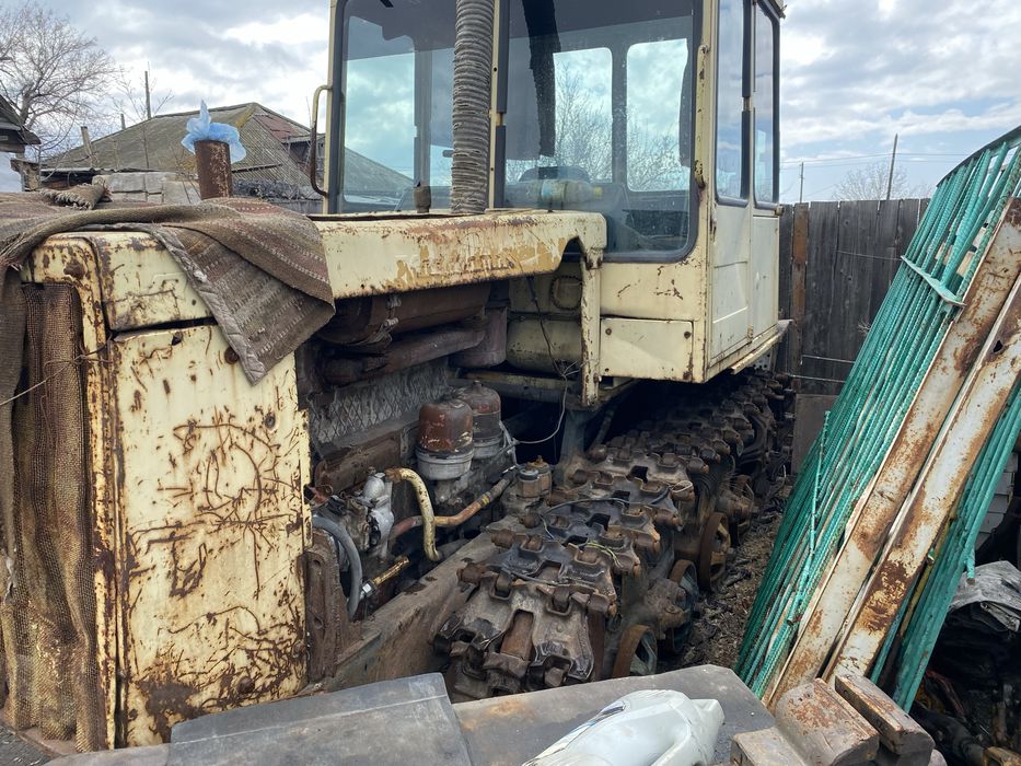 Продам дт 75, плуг , сеялки