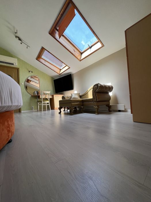 Дава се под наем Етаж от къща в Балчик - 200 кв.м за 229.5 € - Снимка #10