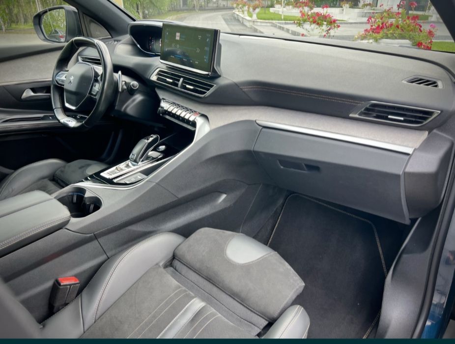 Vand peugeot 5008 Facelift GT LINE 2.0D 180CP