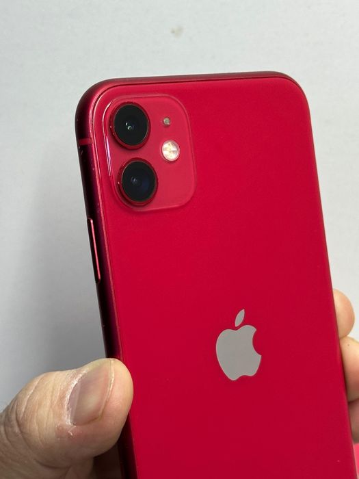 Продам Айфон 11 64г