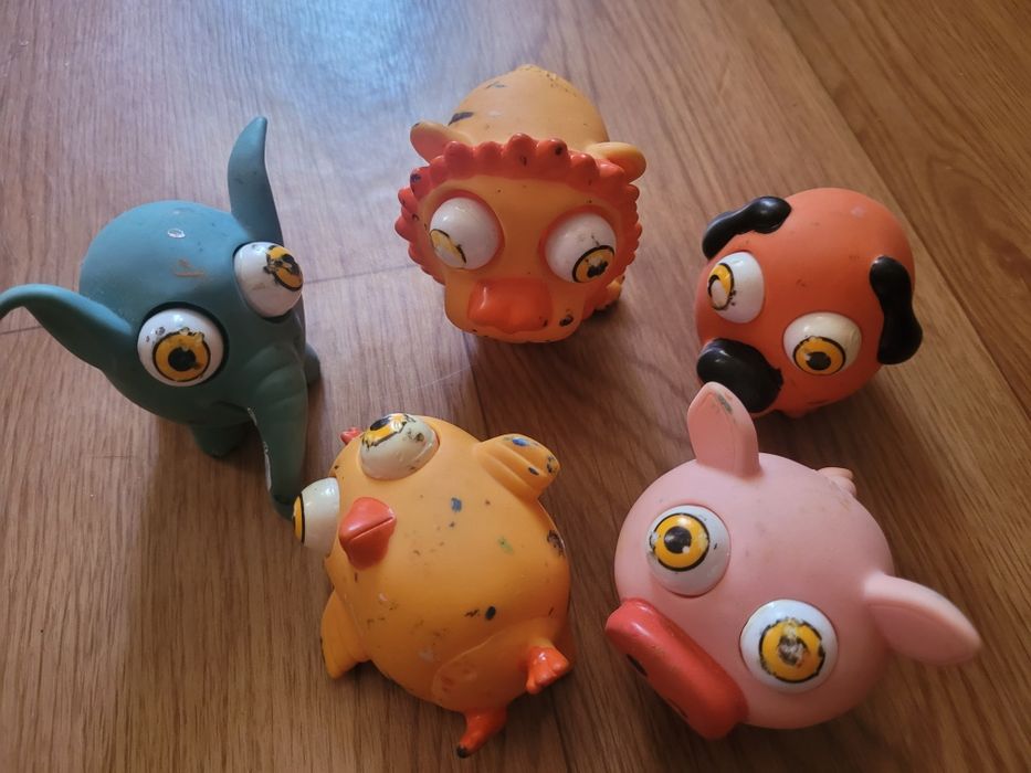 Игрушки резиновые
