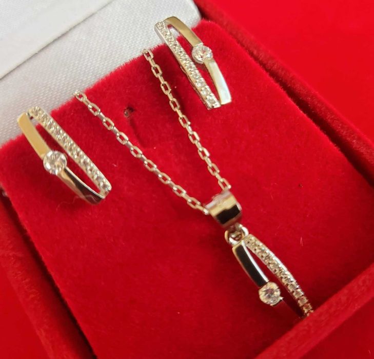 AG83,set argint 925,nou/marcat, 3 piese, zirconiu alb, ideal cadou