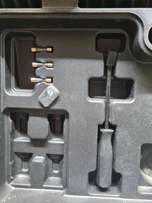 Электродомкрат 12 Вольт