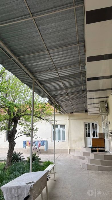 Uchastka hovli sotiladi