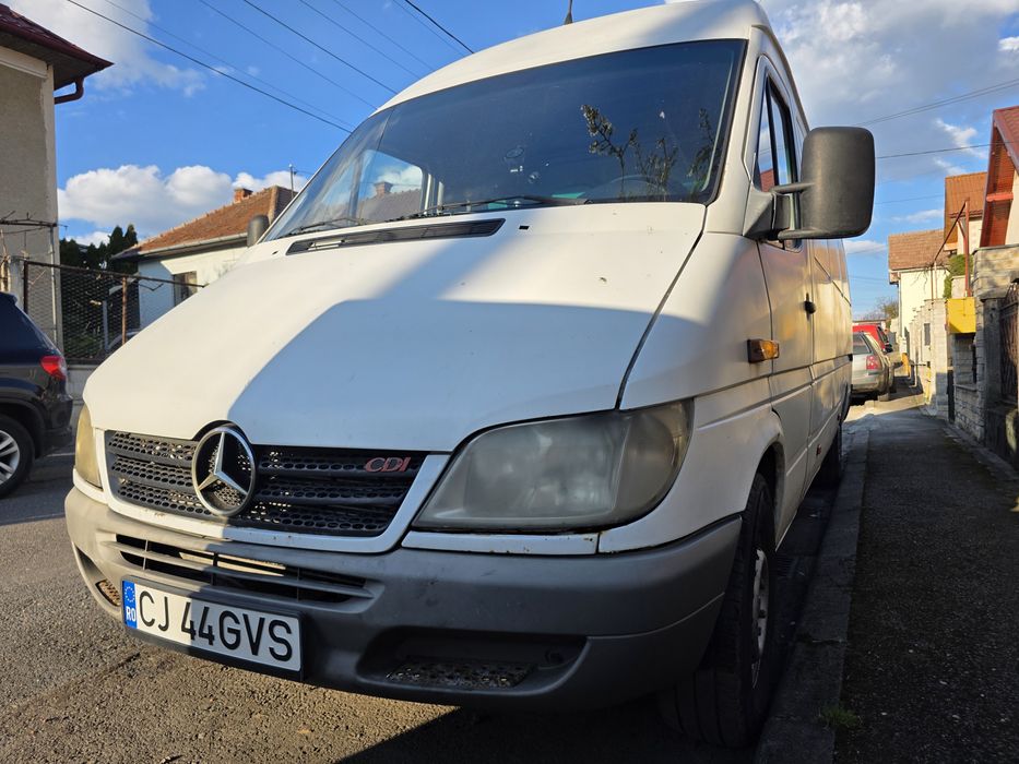 Vand Mercedes Sprinter 311, varianta lunga.