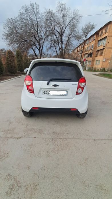 Спарк элегант срочно сотилади