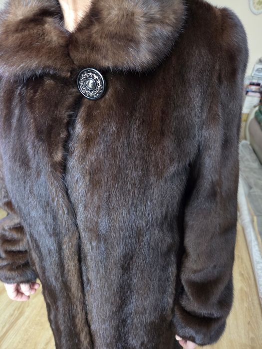 Норковая шуба женская