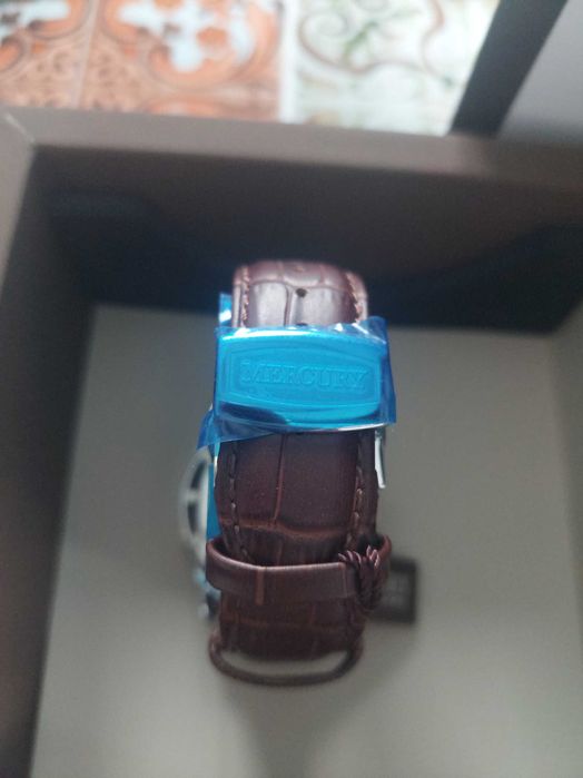 360€ Швейцарски автоматичен часовник  Mercury