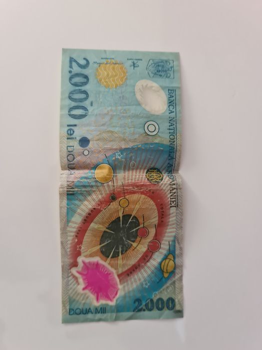 Bancnota eclipsa 2000 lei