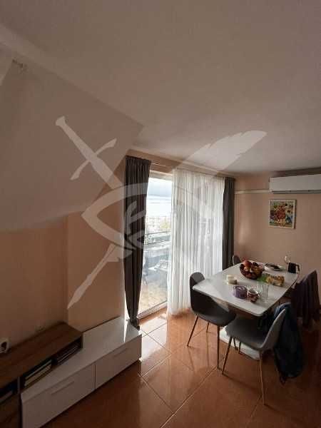 Тристаен апартамент в Свети Влас 96208