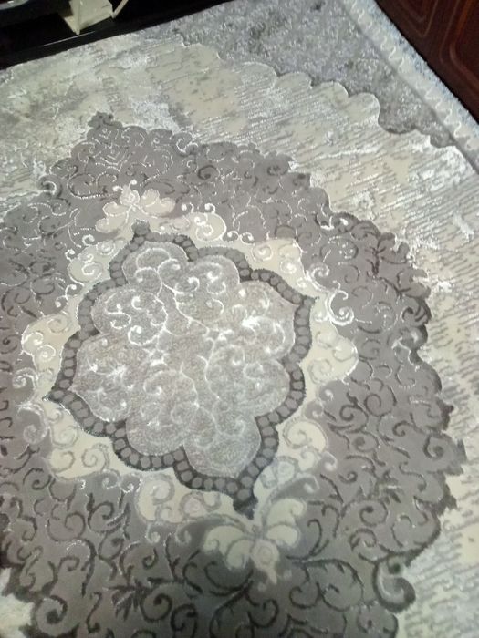 Новый ковер 5.5 метров на 3 метра