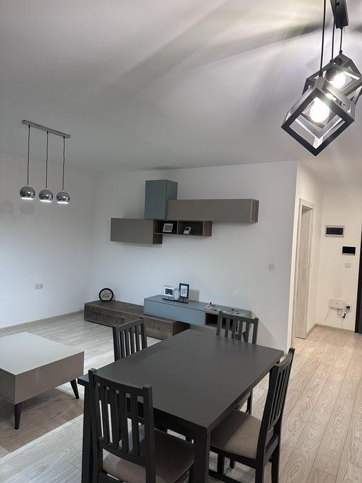 De inchiriat apartament 2 camere Maurer