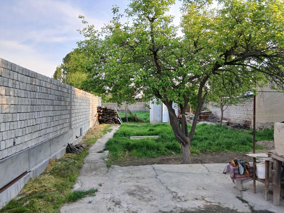 Do'stlik qo'rg'oni (oktyabr) da 7.5 sotixli uy