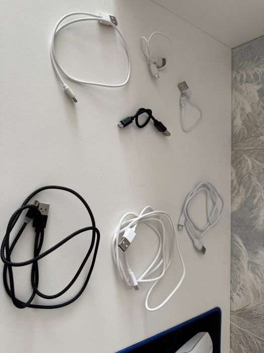 Сетевый адаптер и usb кабеля