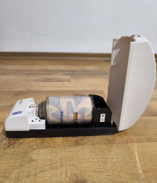 Dispenser parfum automat