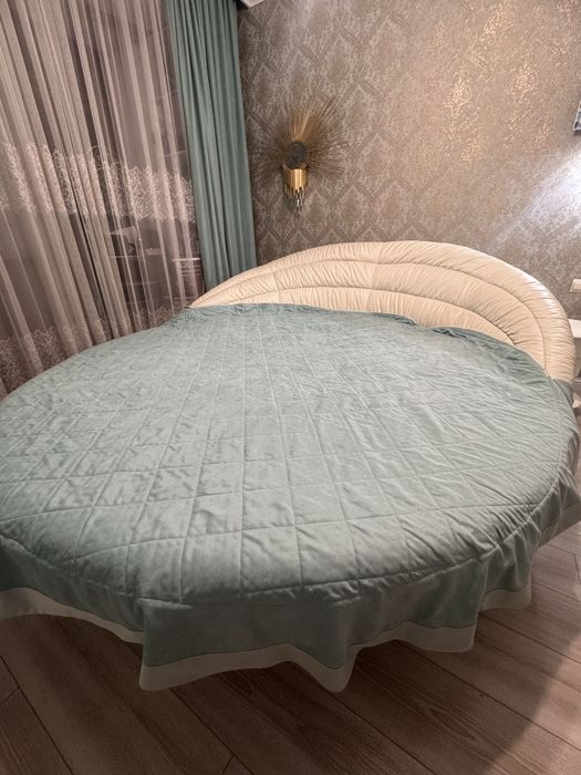 Кровать двухместная