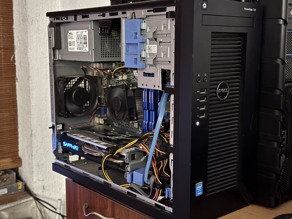 Настолен Компютър Dell T20