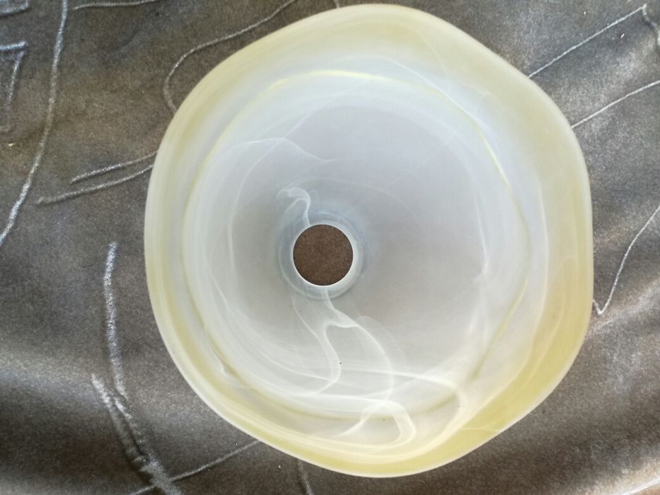 Продам плафон светильника