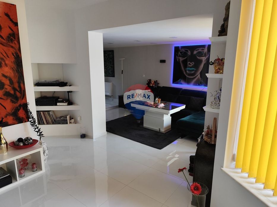 Къща в м-ст Ален Мак гр. Варна, ТЕ