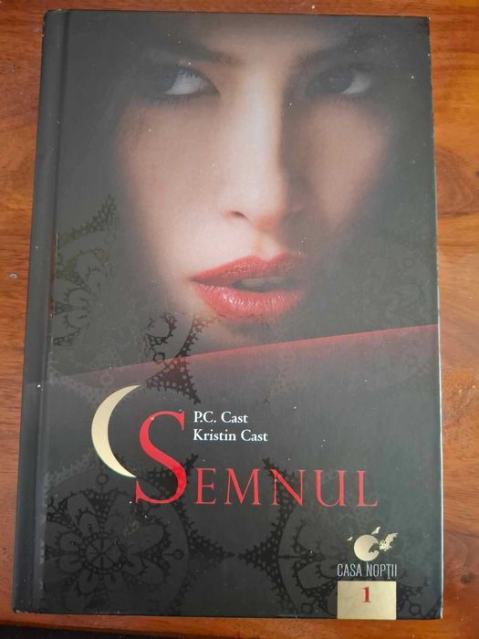Semnul  de P.C. Cast