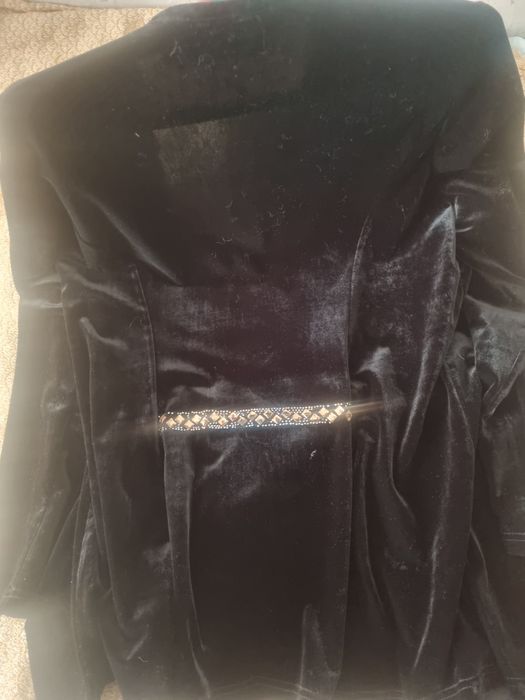 Продам камзол со стразами