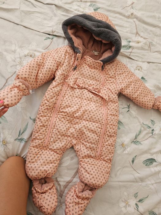 Бебешки ескимос/космонафт