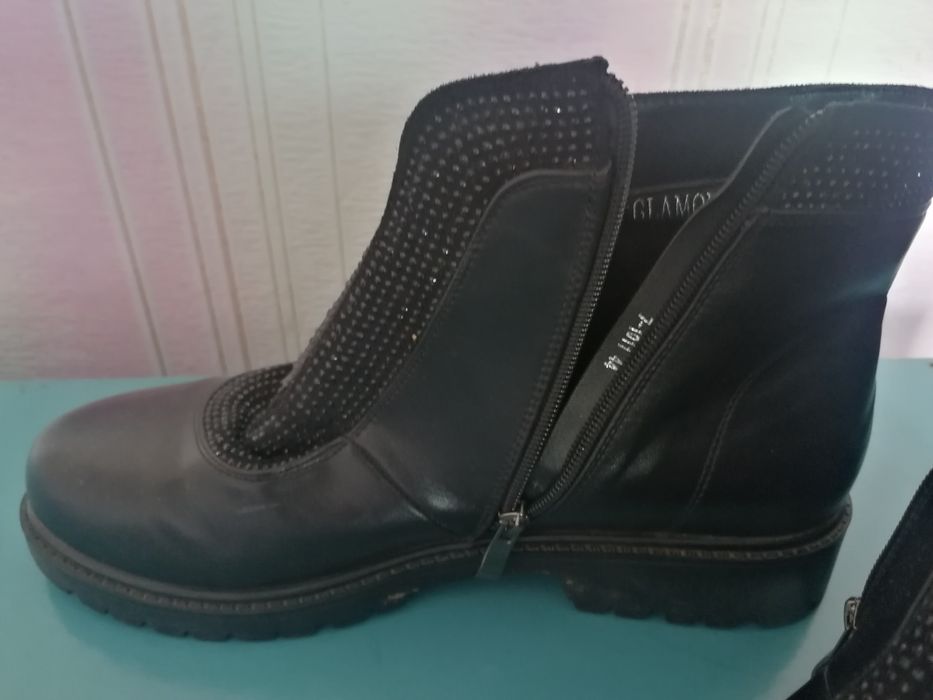 Обувьь осень 44 размер