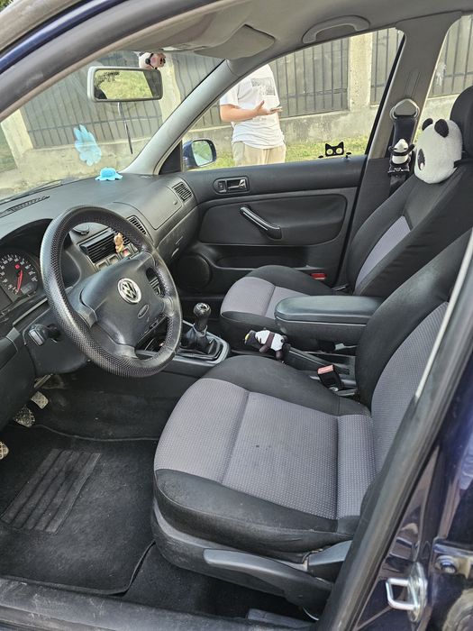Vand Golf 4 1.4 Benzina