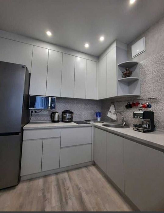 Двустаен имот в кв.Младост 2