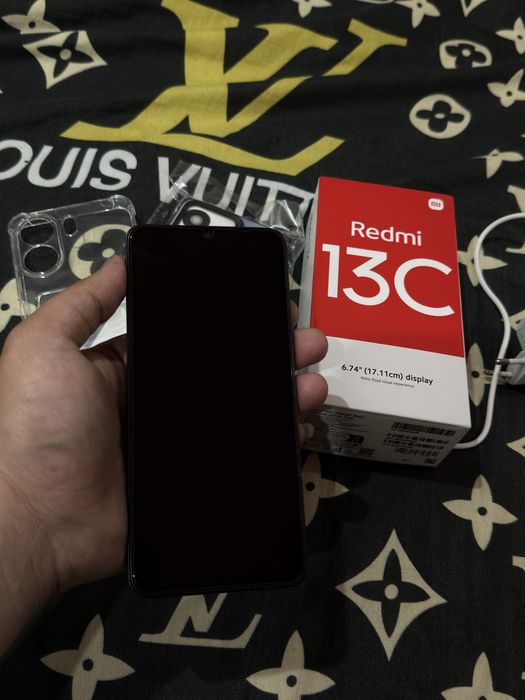 Продам redmi 13c 256гб