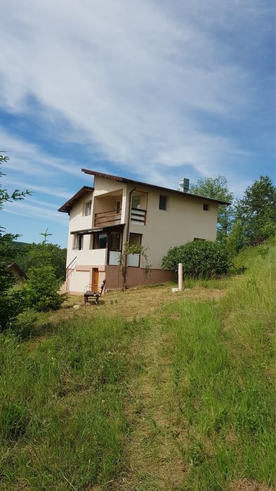 De vanzare casa de vacanta