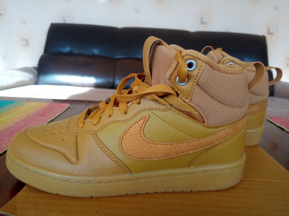 Nike Court Borough Mid 2 Boot