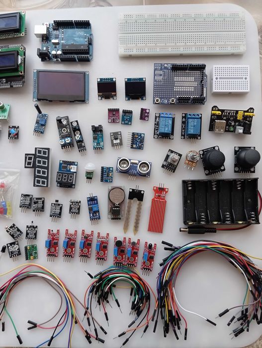 Arduino UNO комплект 80+ компонента