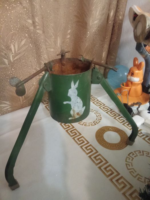 Подставка под елку