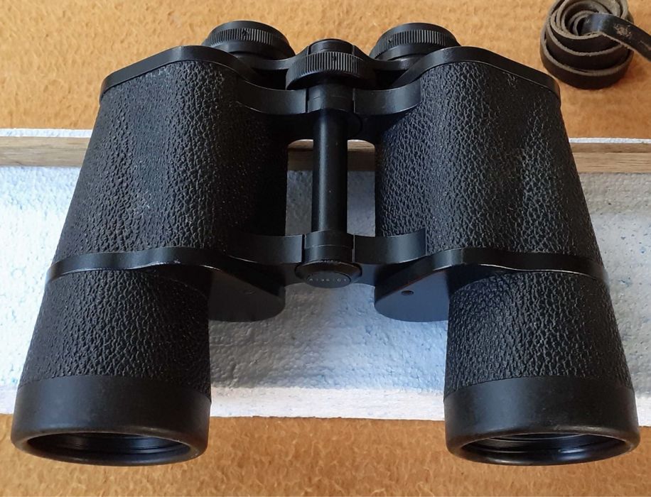 Binoclu zeiss 10x50w impecabil