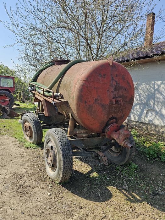 Cisterna 4300 l cu pompa de vid