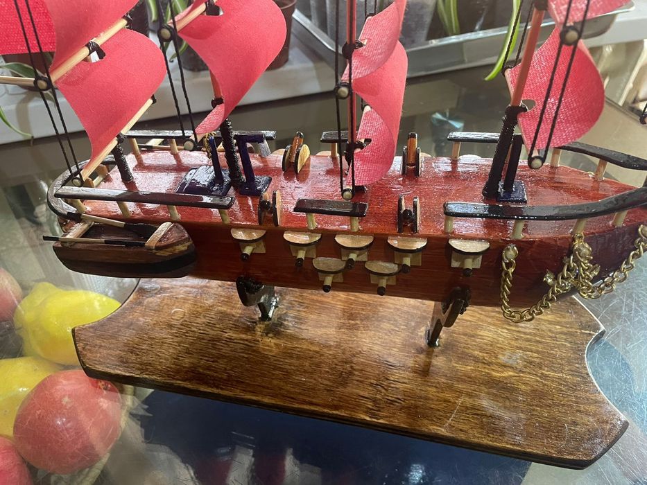 Корабль ручной работы