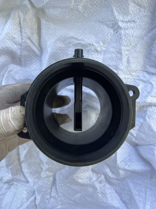 Debitmetru aer pt audi q7 si allroad,touareg,cayenne etc 2009 euro 5