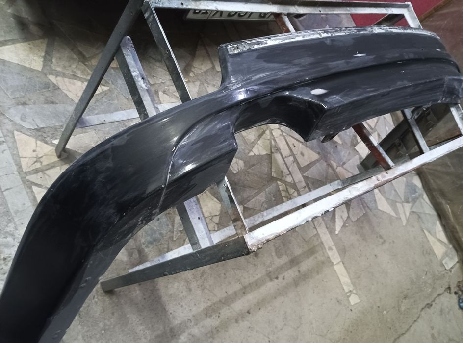 Epica spoller oldi va orqa bomfer