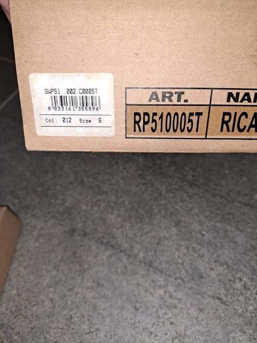 Продавам дамски сандали Replay №39.