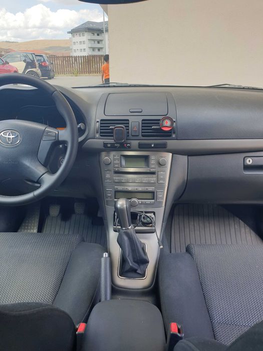 Toyota Avensis în stare foarte bună