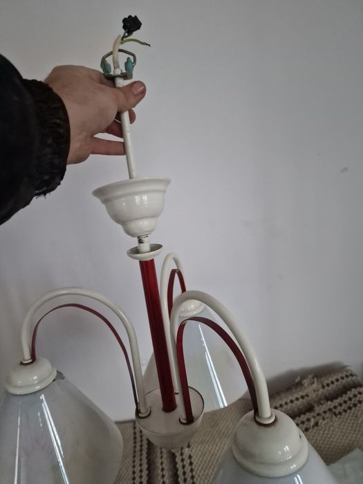 Продавам Полилеи