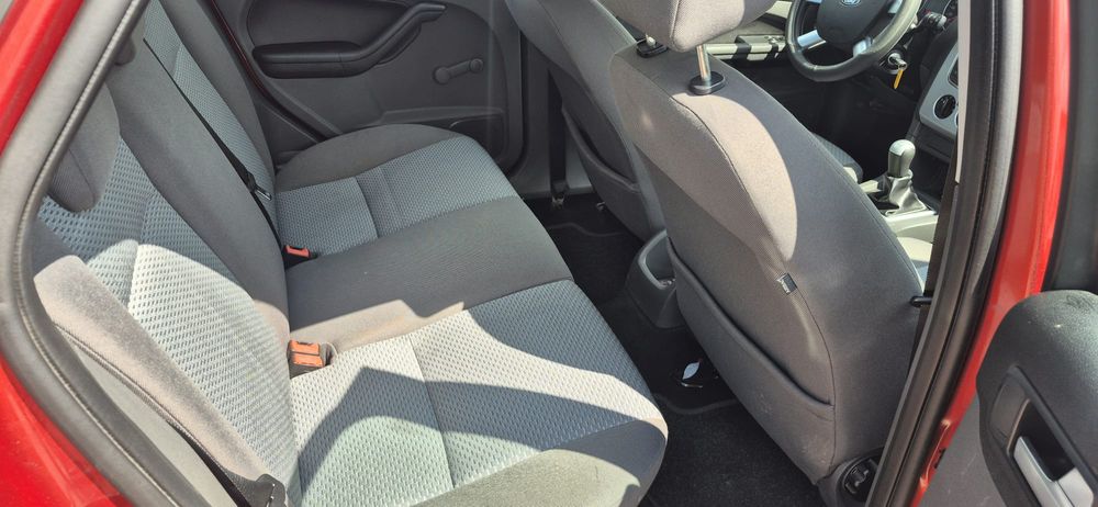 Ford focus Mk2 1.6 benzină