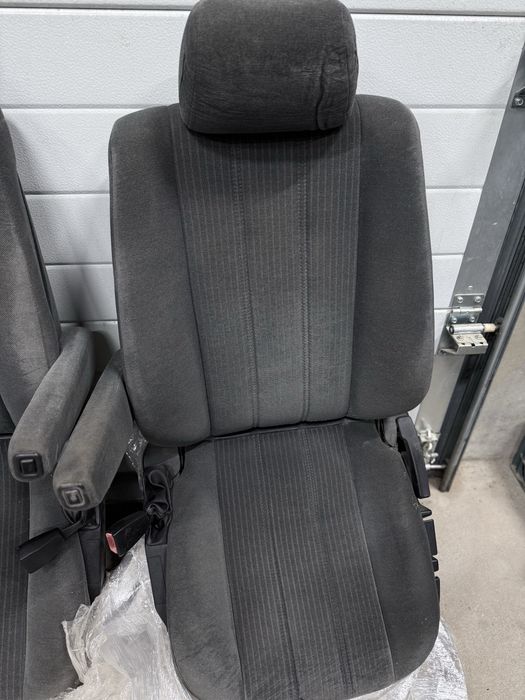 Велюровые сиденья на бмв е34