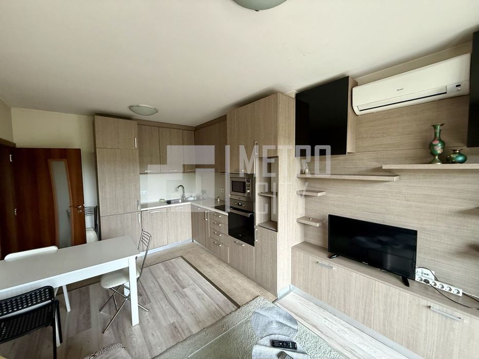 Дава се под наем Тристаен апартамент в с. Панчарево, Област София-град - 90 кв.м за 700 € - Снимка #1