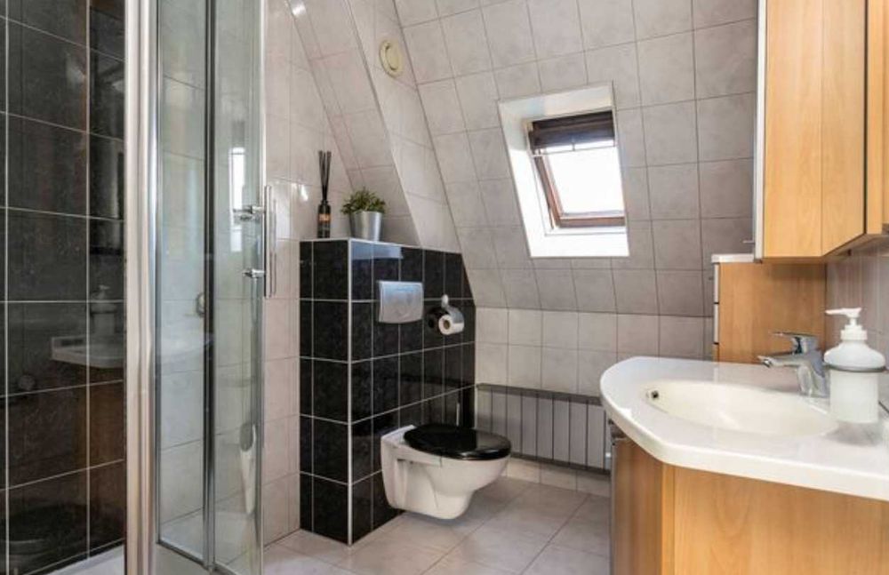 Дава се под наем Двустаен апартамент в Пловдив, Кючук Париж - 65 кв.м за 239.7 € - Снимка #1