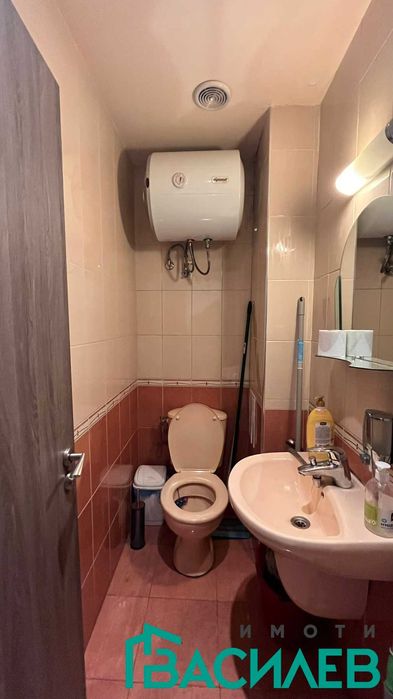 Продава се Тристаен апартамент в София, Център - 72 кв.м за 1346 €/кв.м - Снимка #10