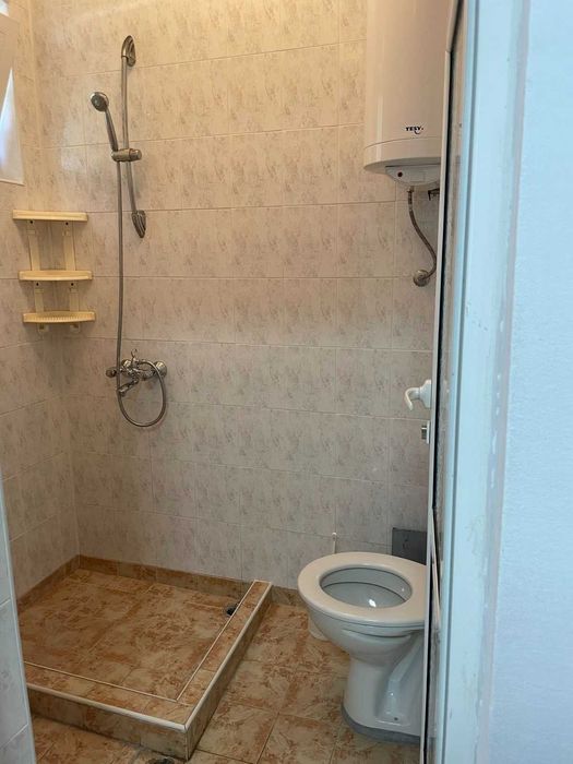 Дава се под наем Офис в Генерал Тошево - 40 кв.м за 204 € - Снимка #20